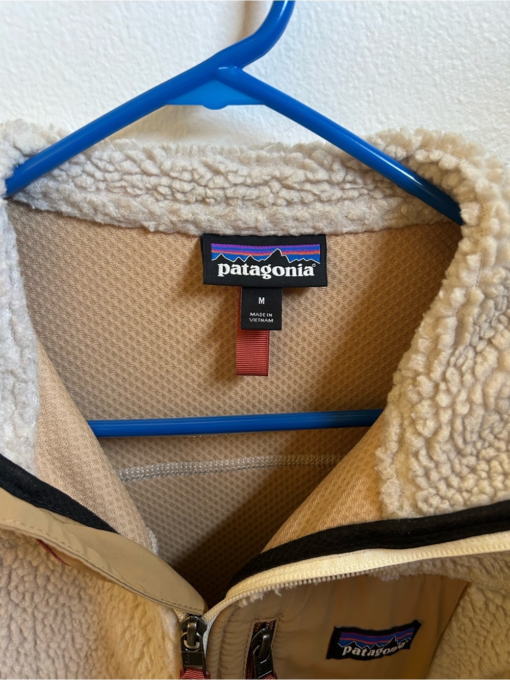 Patagonia Cream Sherpa Zip Jacket - Picture 2 of 3